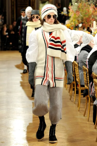 Look 39